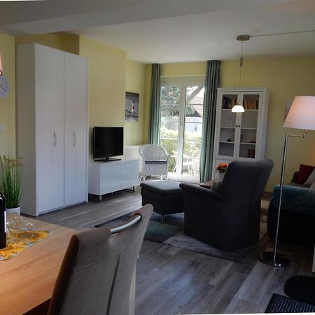 Resi P2 Apartment Prerow Luaran gambar